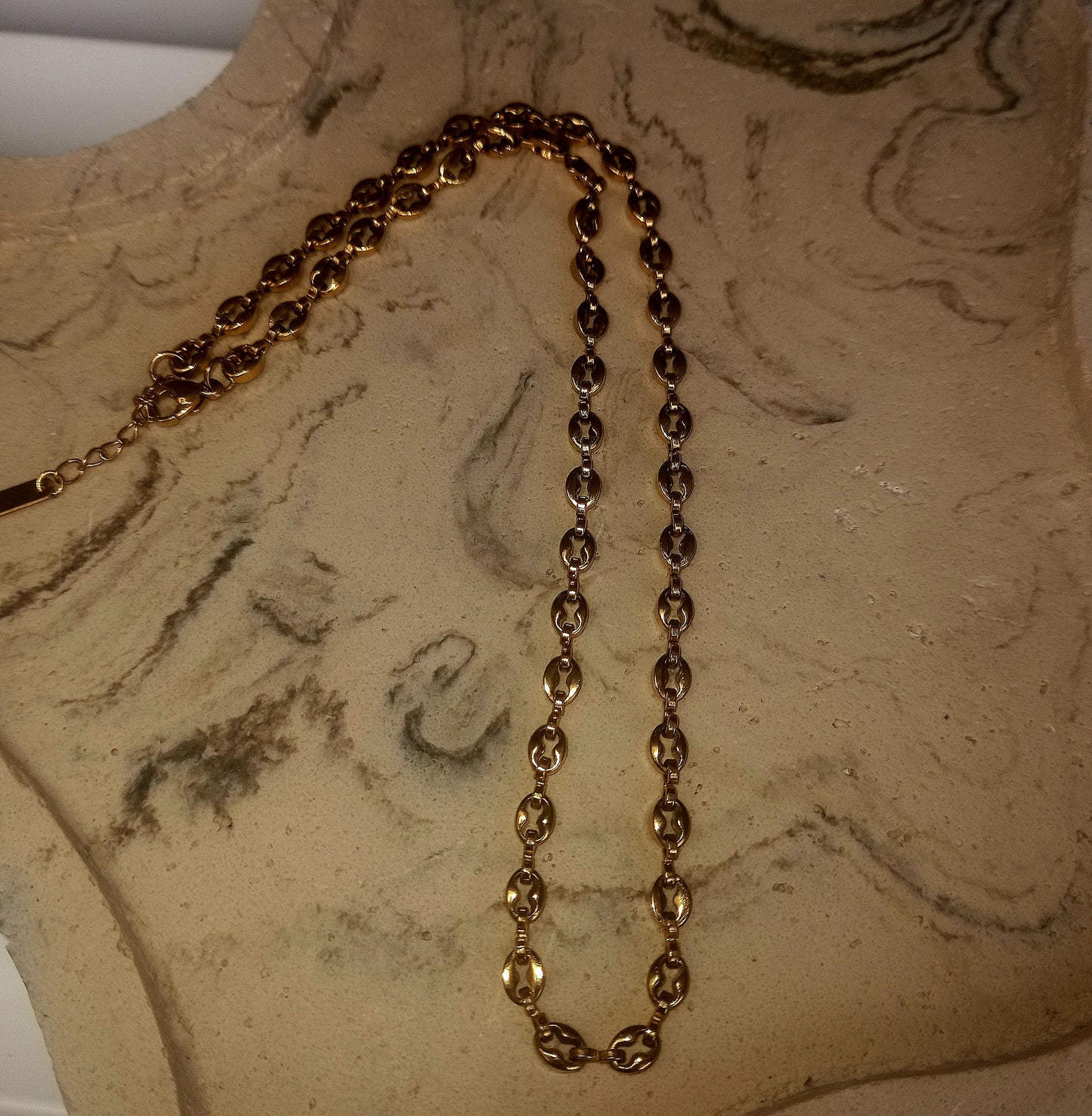 Serene Link Necklace